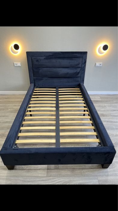 Кровать б/у в отличном состояний!