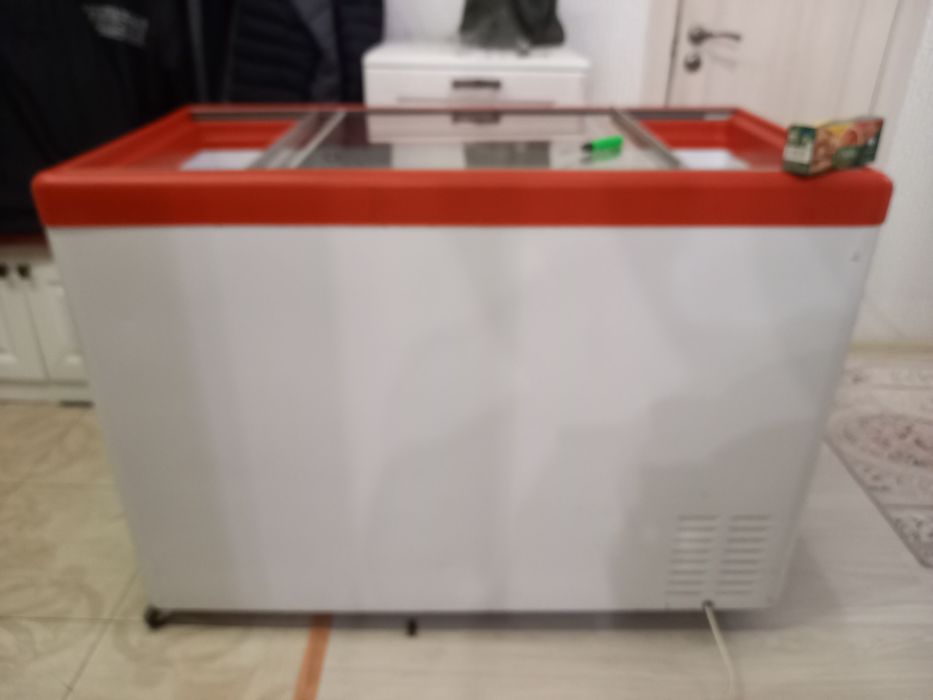 Продам или обмен морозильник холодильник