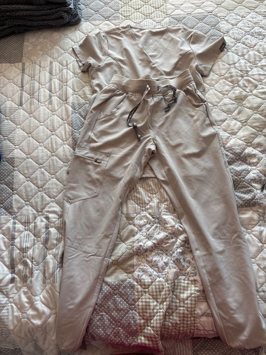 Медицинска униформа XS и S