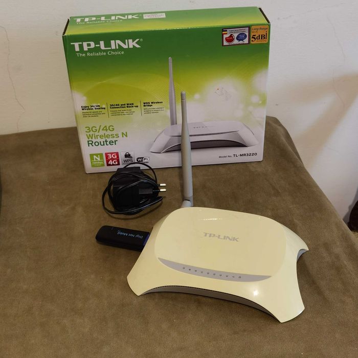 Router TP-LINK Wireless si Router Linksys WRT54GL