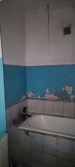 Dom 3 xonalik , Davlat xizmatlari yaqinida .