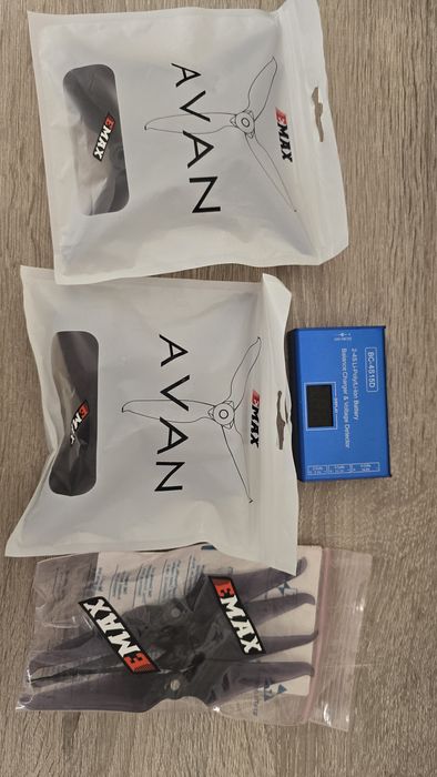 Kit Drona pentru licenta