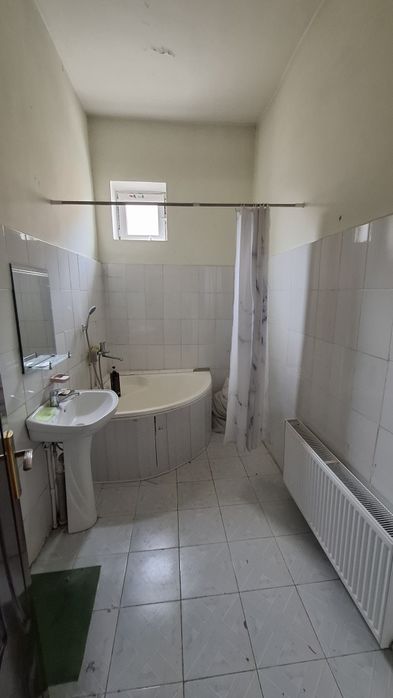 Фаргонада 4 хона уй ижарага берилади 200 y.e.