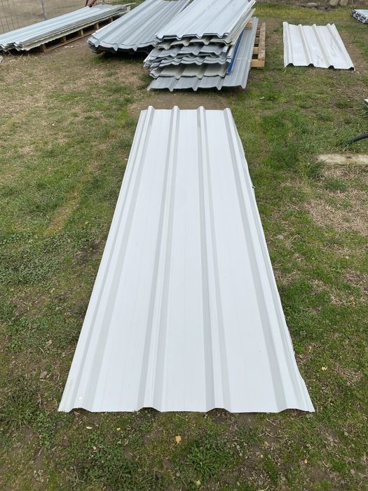 Tabla cutata nou, de 4 m lungime cu 0,90 latime si 0,4 grosime la 75 l