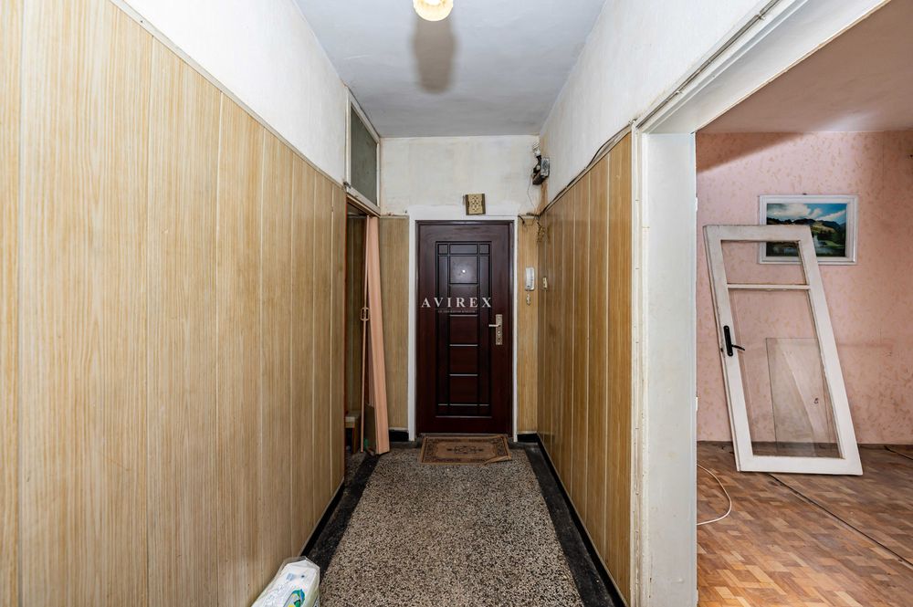 Продава се Тристаен апартамент в Пловдив, Христо Смирненски - 86 кв.м за 971 €/кв.м - Снимка #18