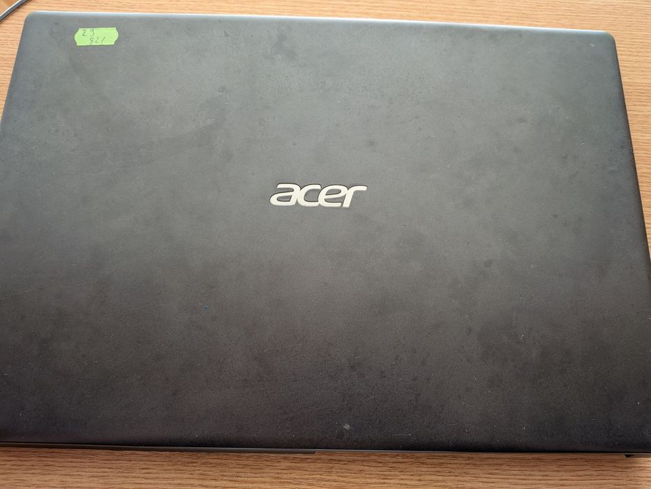 Vând laptop Acer Aspire 3 pentru piese de schimb