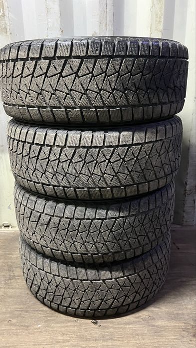 285/60 R18 — ЗИМА Bridgestone Blizzak DM-V2