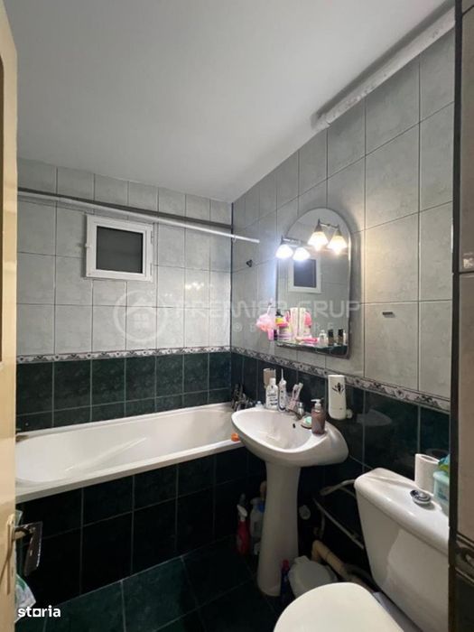 Apartament 2 camere 48mp decomandat cu centrala & AC,  Podu de Fier