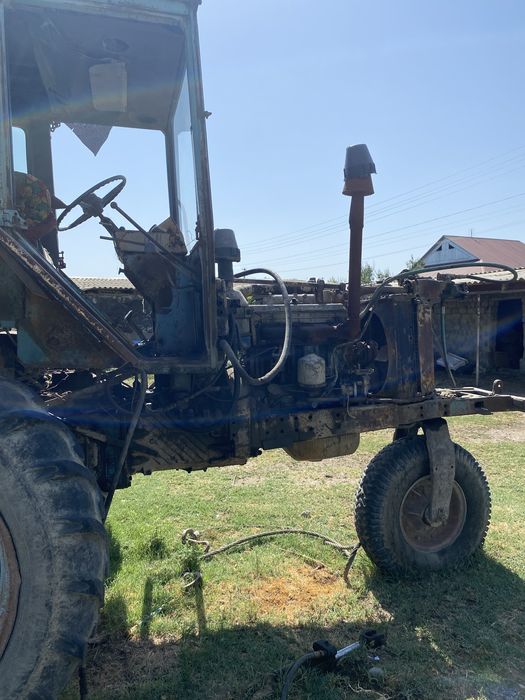 трактор МТЗ 80