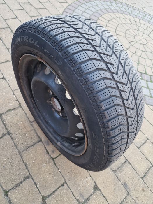 Cauciucuri iarna cu jante și capace Honda civic 2019
