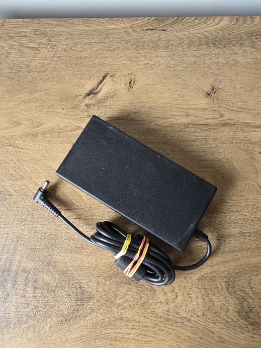 Alimentator MSI 19,5V 9,2A 180W mufa 5,5x2,5mm