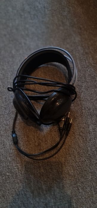 Игровые наушники