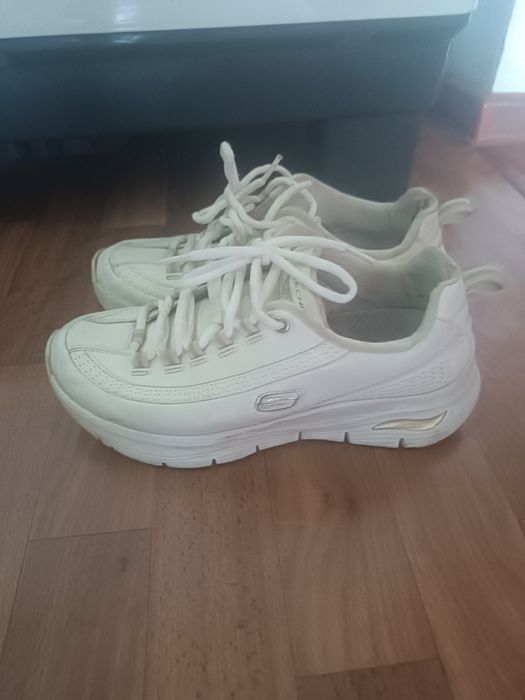 Женские кросовки