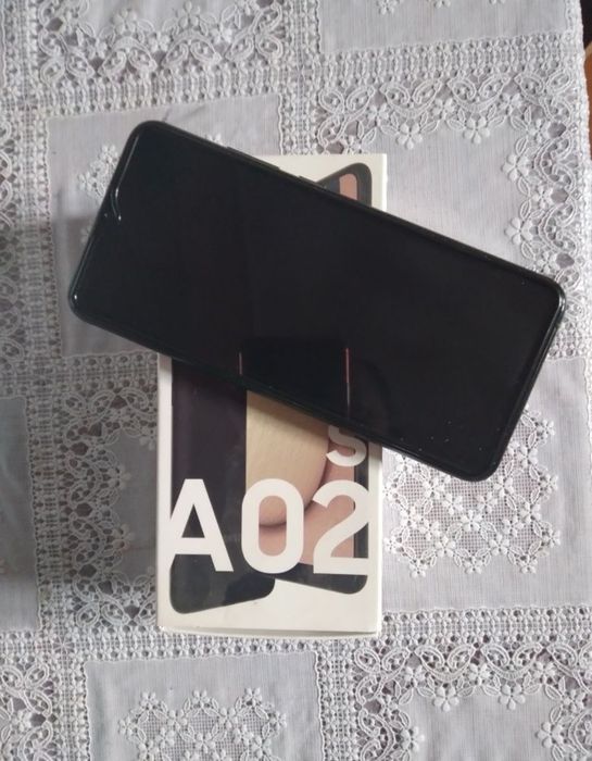Срочно продам Samsung Galaxy A3 (2016)