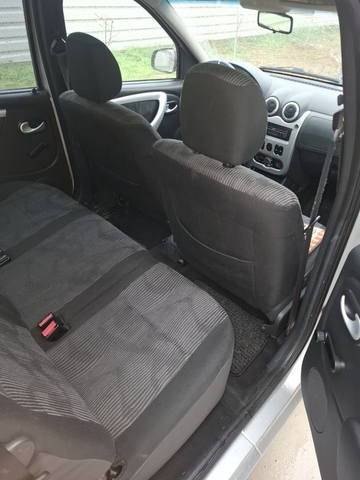 Dacia Logan MCV 1.6 8v  modelul cu AC