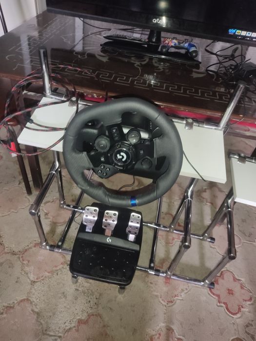 Logitech 923 руль игровой пк,ps4,ps5