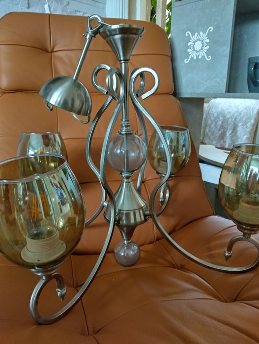 Лампа / полилей за таван