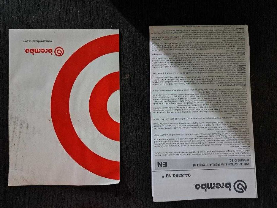 Vand set complet BREMBO XTRA  de discuri si placute fata noi, in cutie, pentru Mercedes SLK (r17), C-Class (W202), CLK (c208), E Class (w210)