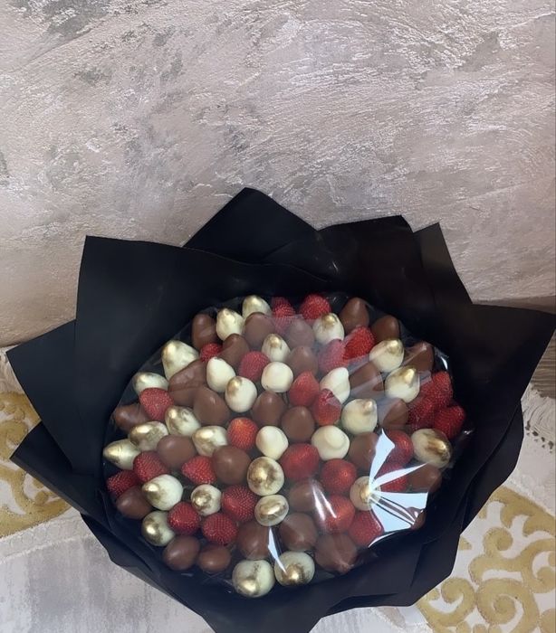 Клубника в Шоколаде Каллебаут!