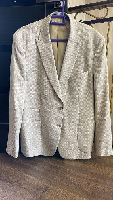 Мужской пиджак повседневный.