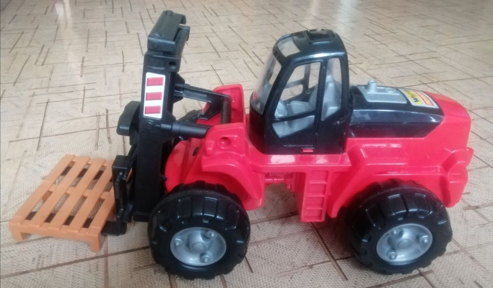 Продаю автокар и трактор с прицепом