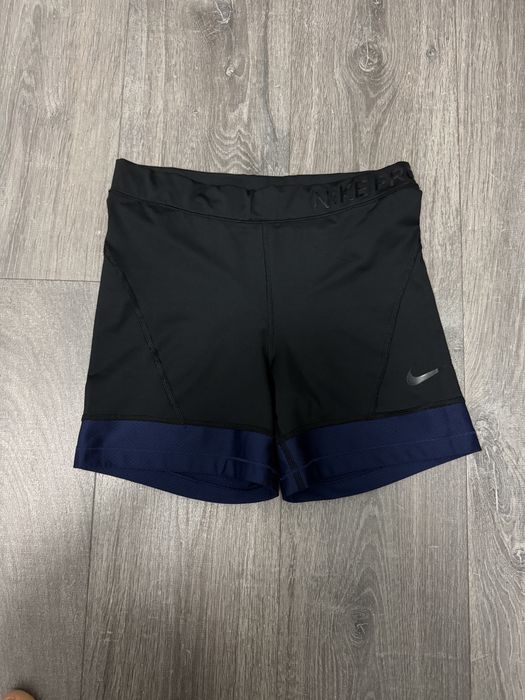 Pantaloni scurti sport Nike Pro Hyper Cool