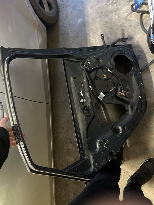 Audi a4 b8 задна лява врата седан