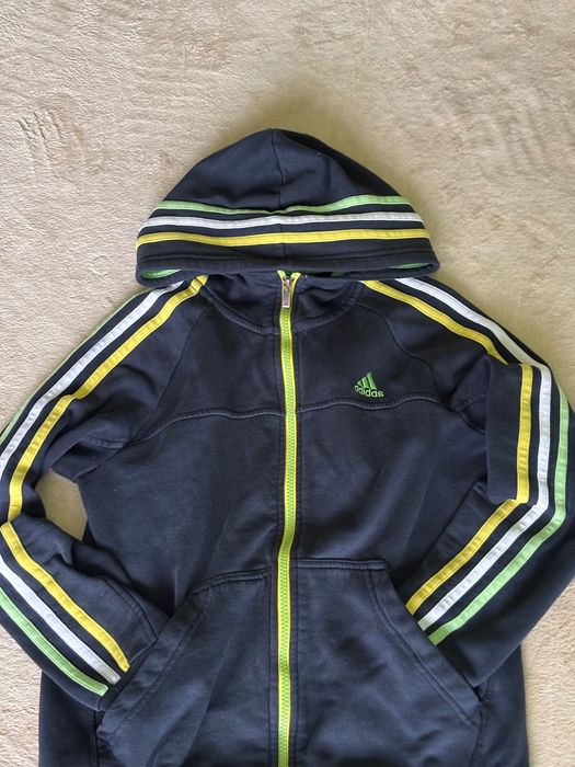 Адидас стар суитчър