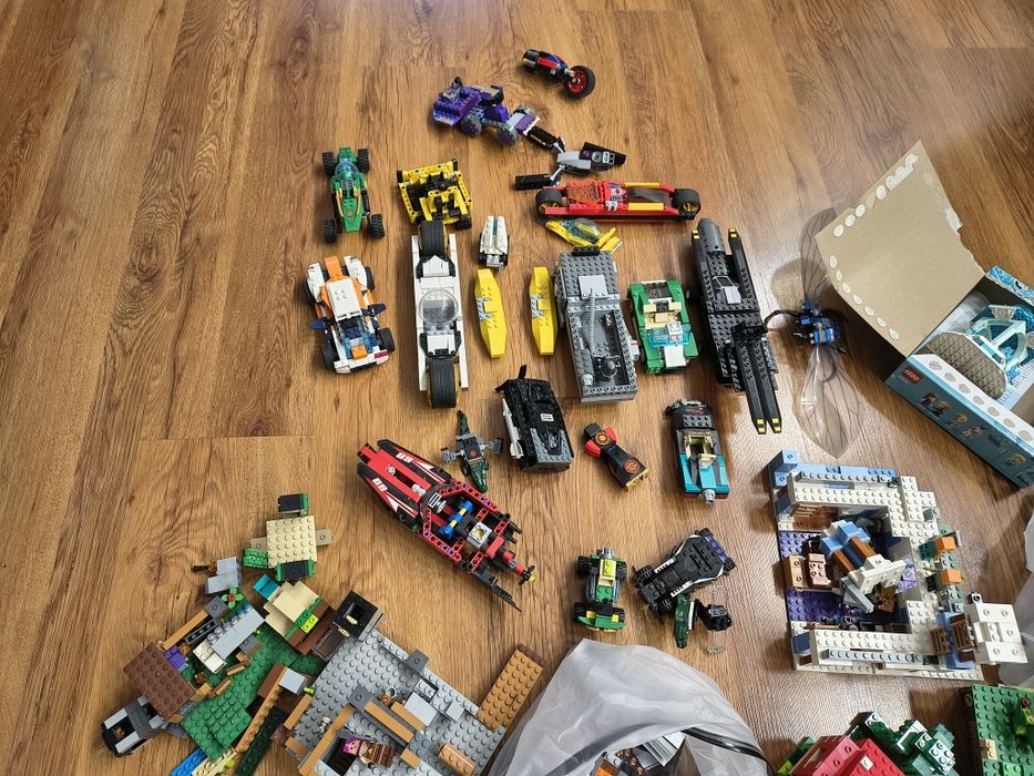 Lego piese / construit