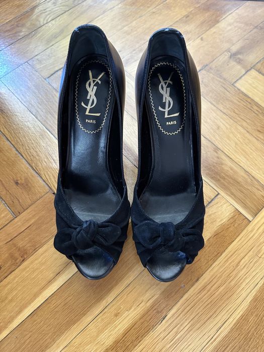 Yves Saint Laurent Обувки (автентични)