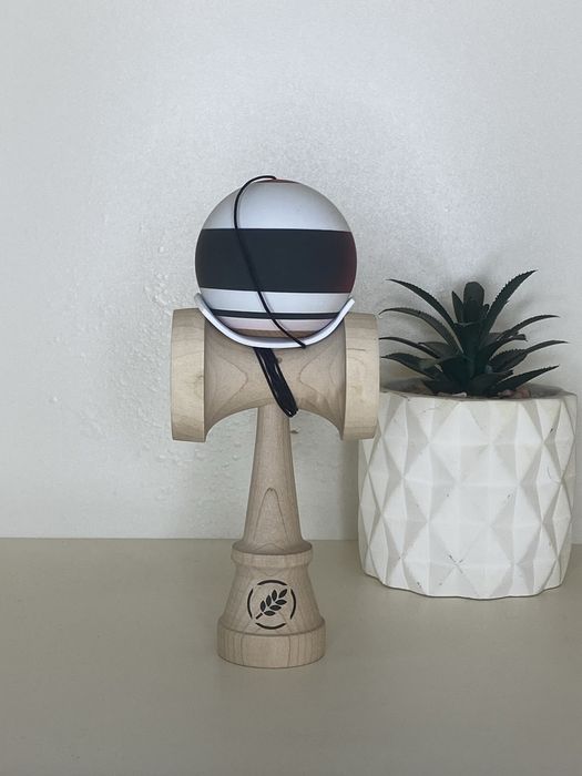 Kendama Cereal Midnight Cherry