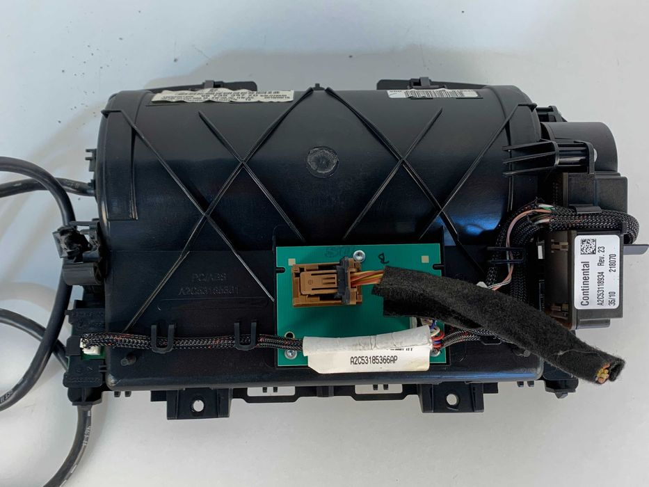 Дисплей мултимедия Пежо 3008 5008 Peugeot 3008 5008 (09-17)г. 96735367