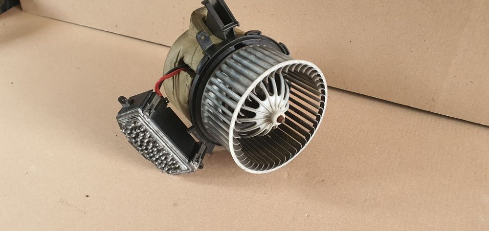 Ventilator habitaclu aeroterma cu rezistenta trepte audi a4 b8 a5 q5
