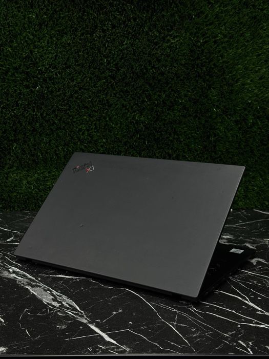 Kuchli Noutbuk Lenovo ThinkPad X1 Carbon