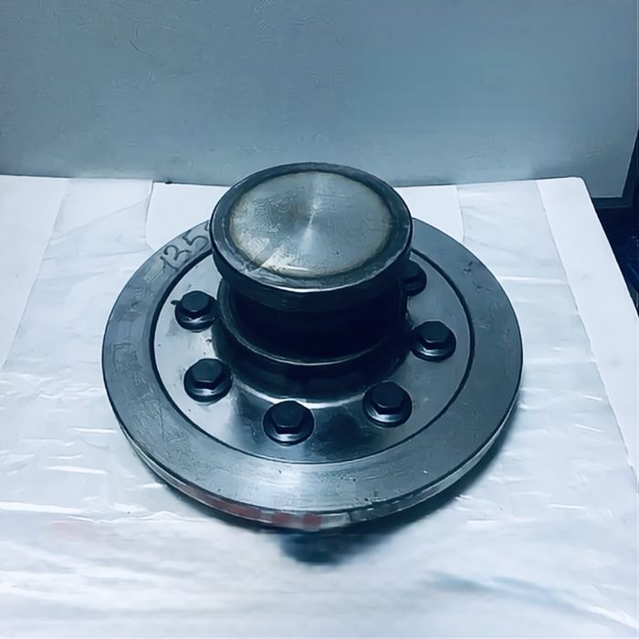 Палец седла прицепа  в сборе