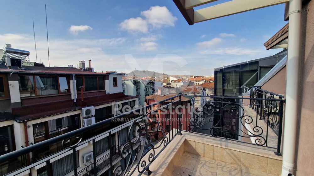 4-стаен в Пловдив-Център площ 238 цена 595000