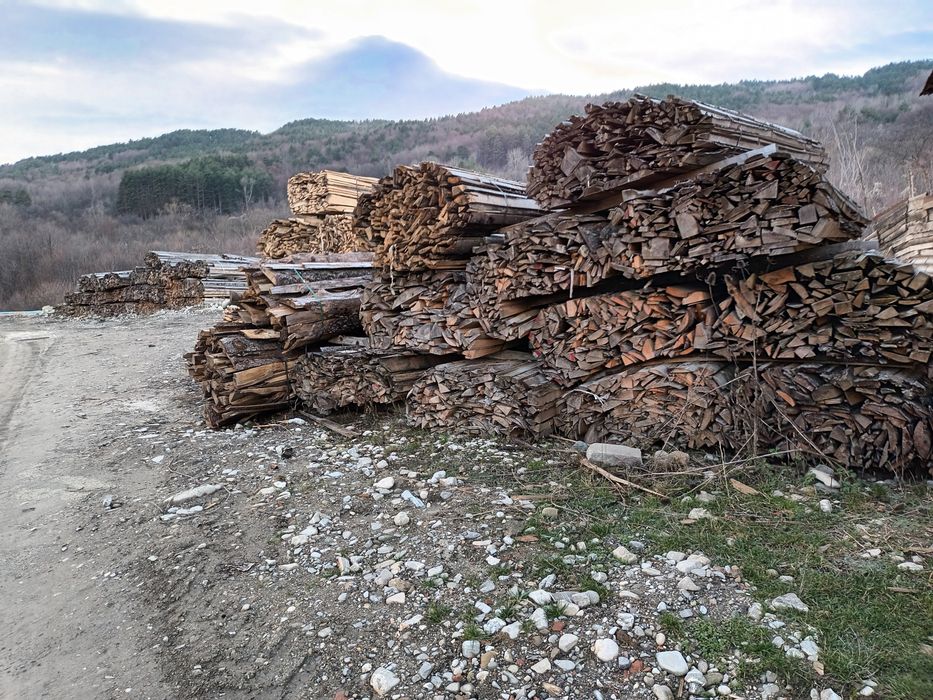 Laturoaie brad pentru foc