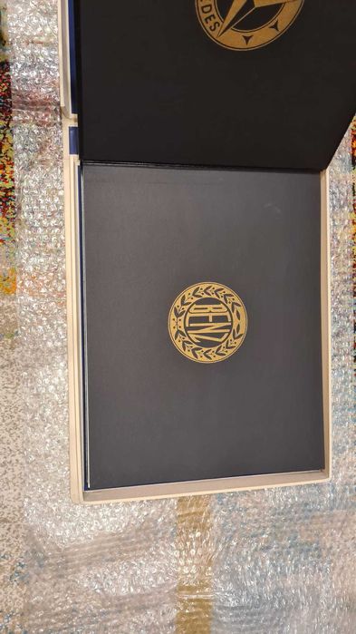 Carte Mercedes Benz aniversare 100 de ani (exemplar rar)