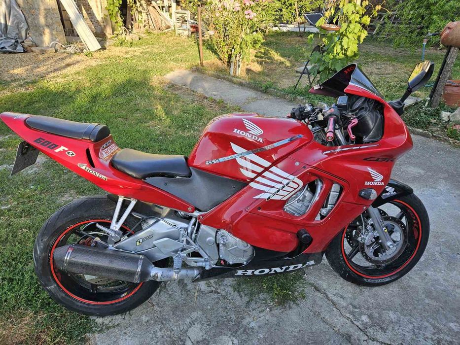 Продава се Honda CBR 600