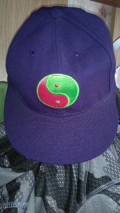 Шапки NewErа,DC,American needle, Charlotte Russe, Fb