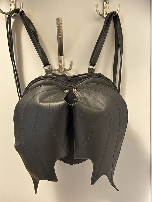 Дамска раница- пънк