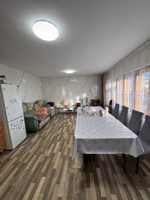 Продам дом 4-комн на Компасе
