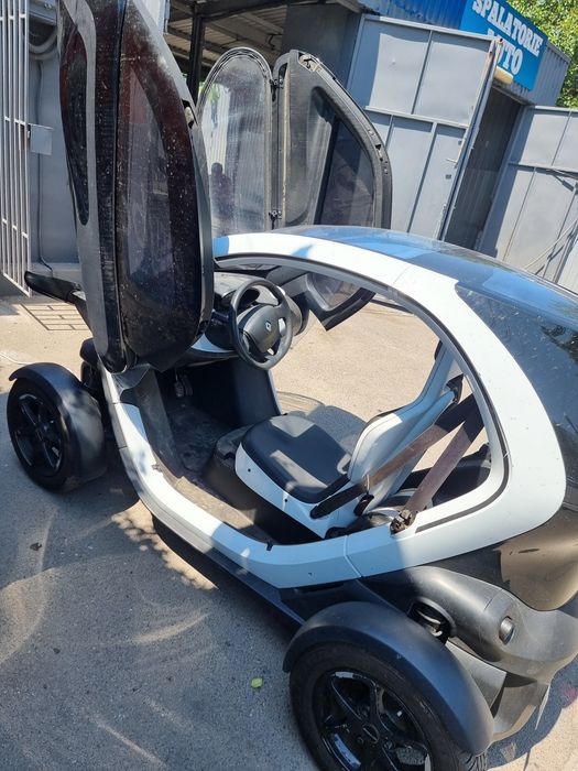 Renault Twizy 80