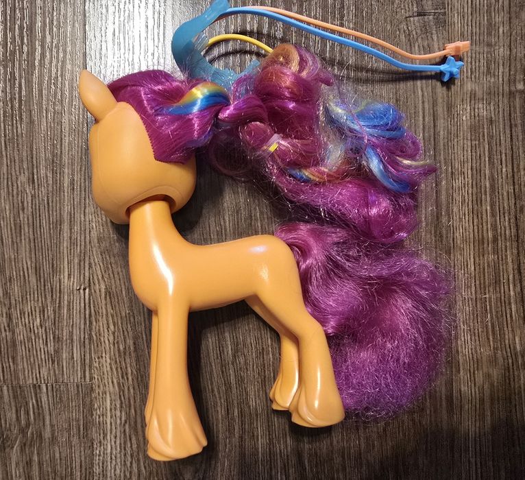Figurina My Little Pony Rainbow Reveal Sunny Starscout
