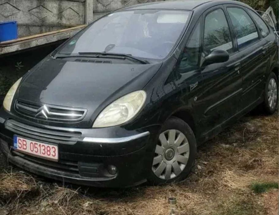 Vând sau dezmembrez piese Citroen Xsara Picasso,   pret negociabil.