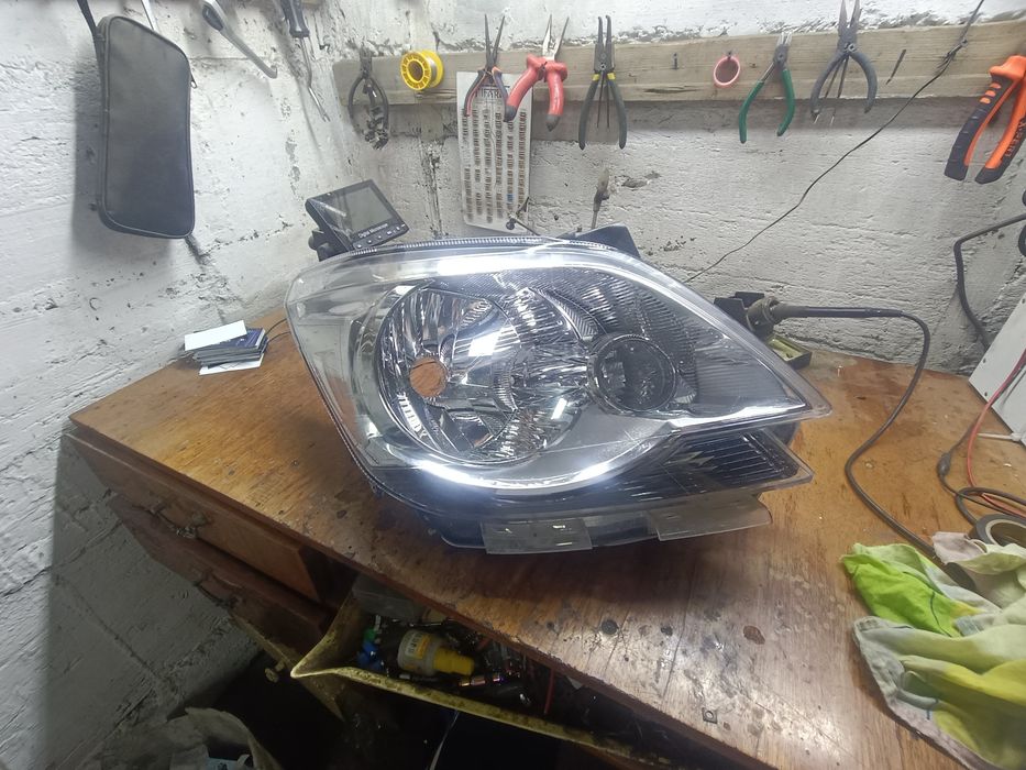 Правая фара кобольт