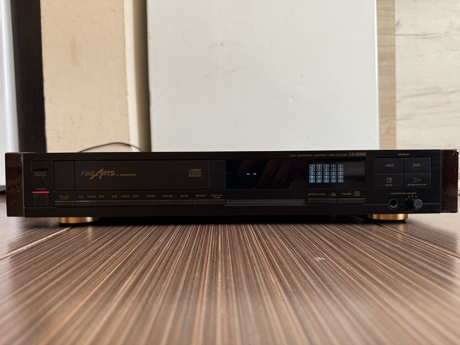 Fine Arts CD9000 Качествен CD plaeyr