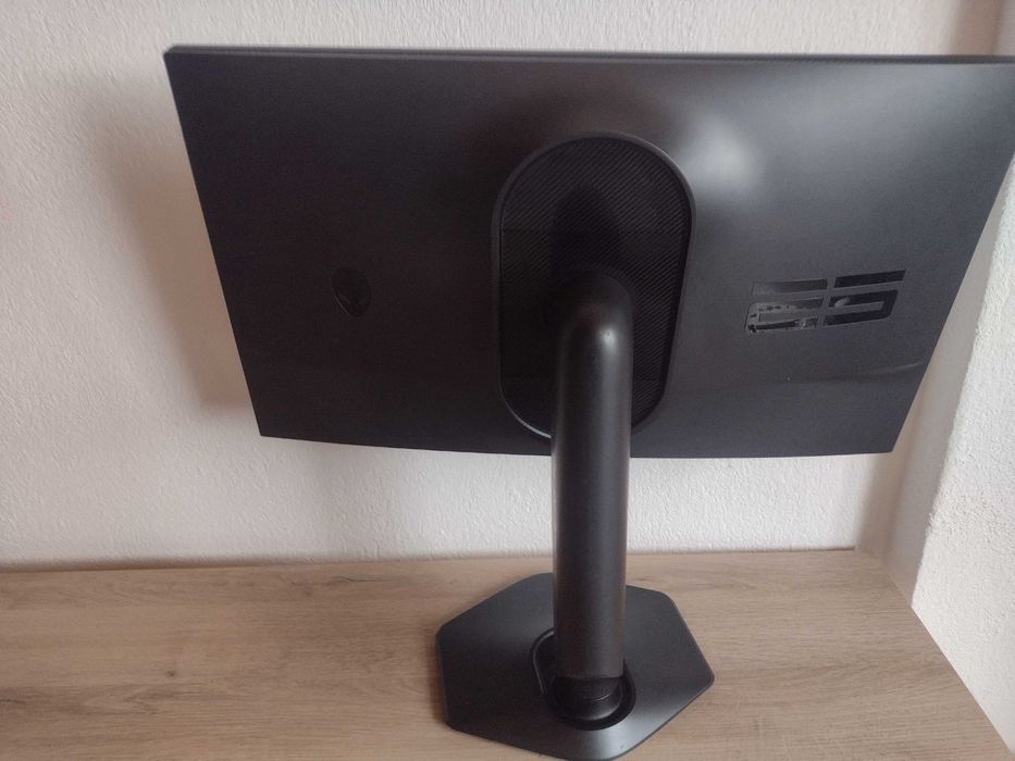 Dell Alienware AW2523HF монитор