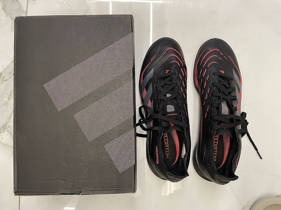 Сороконожки Адидас Adidas 40-41 размер