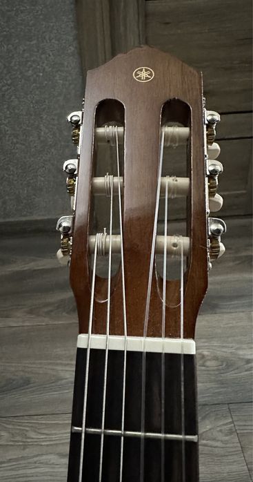 Гитара Yamaha 1/2